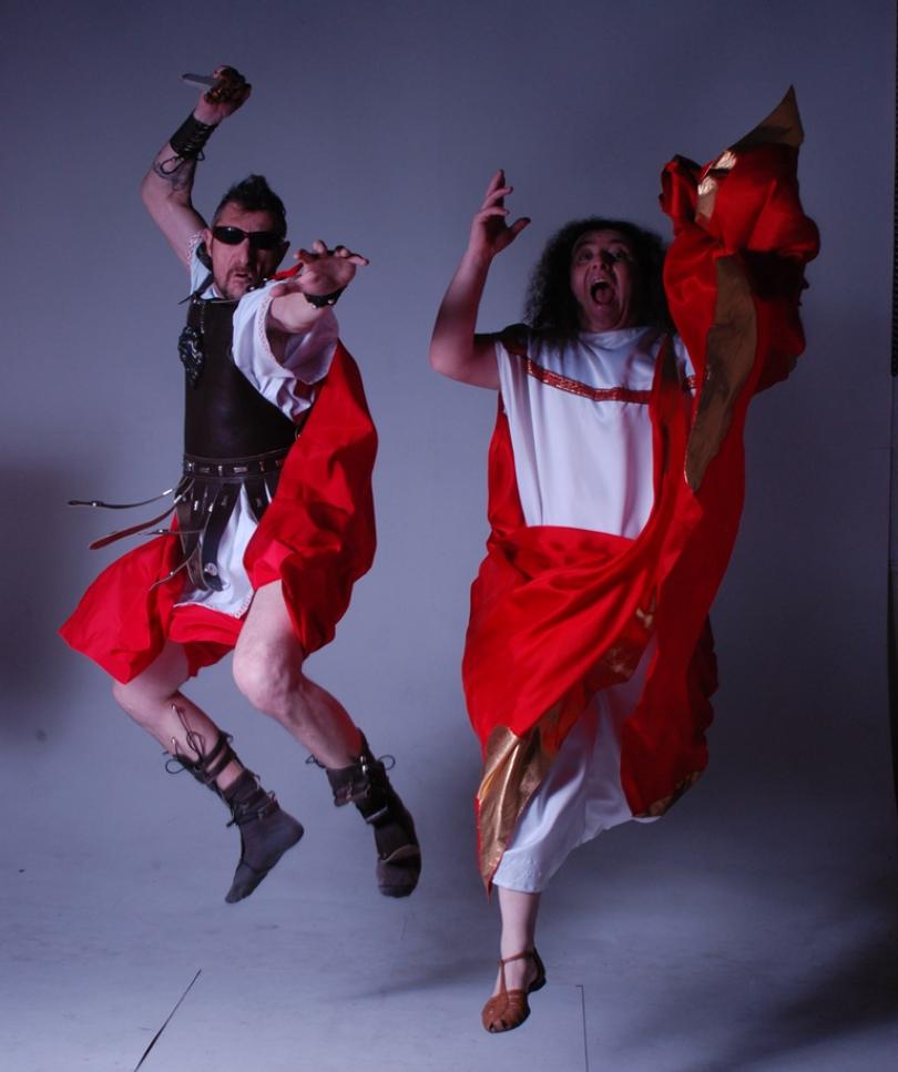 Ave Cesar 007 (2010)